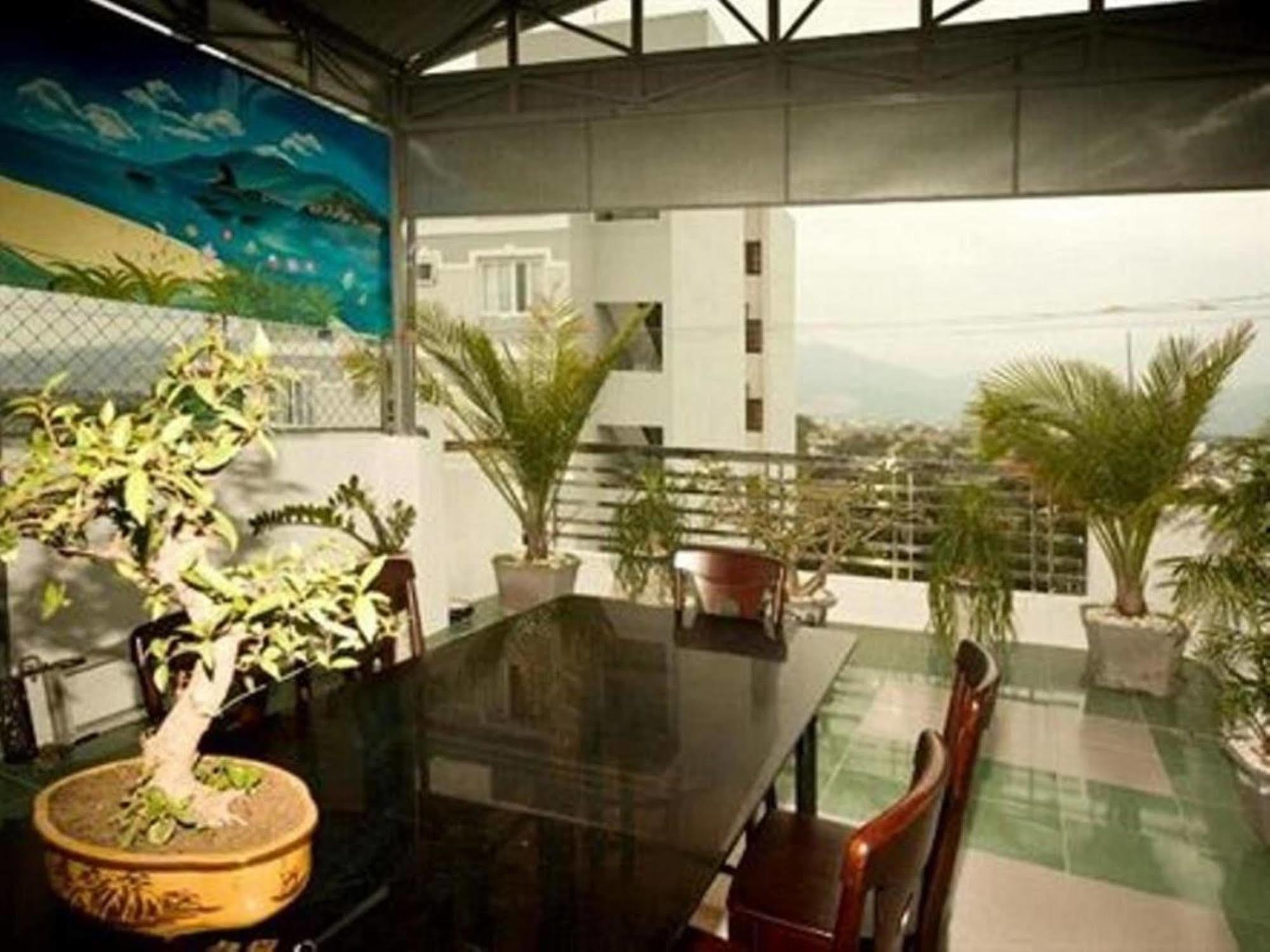 Ken Hotel Nha Trang Esterno foto