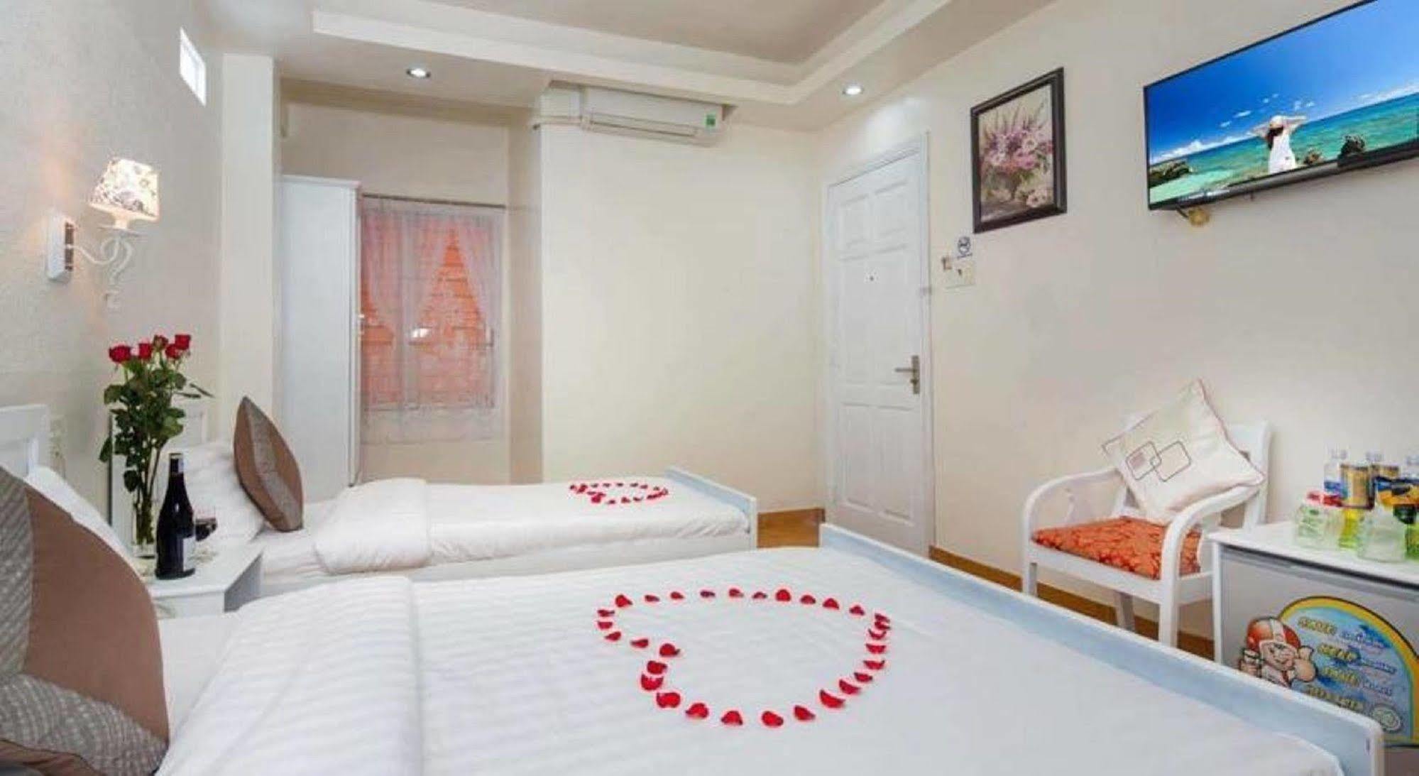 Ken Hotel Nha Trang Esterno foto